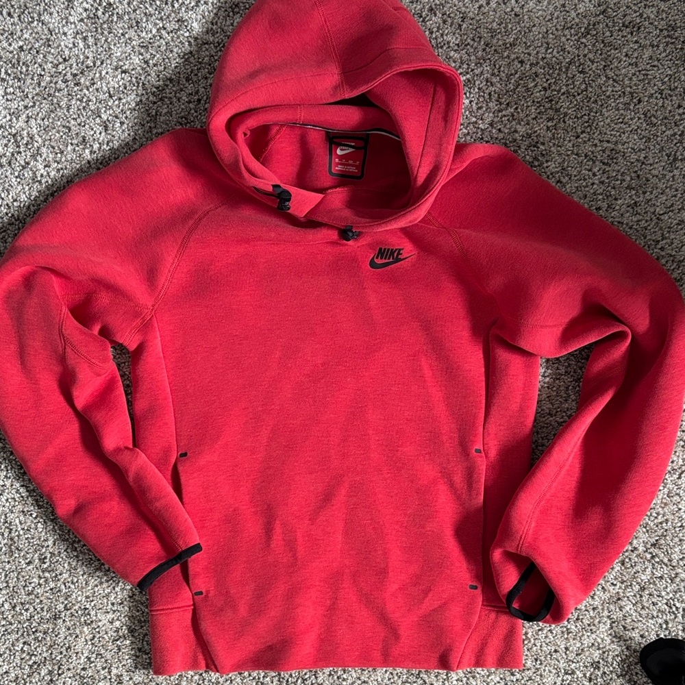 Nike Tech Men's Vibrant Red Pullover Hoodie
